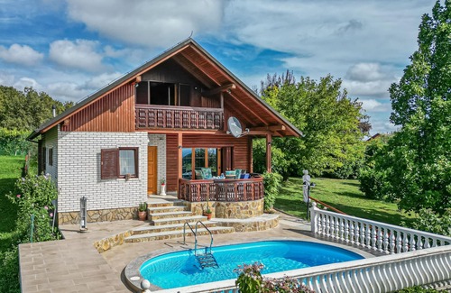 Semic House | Pool Villa Adonis, Semič, Slovenia