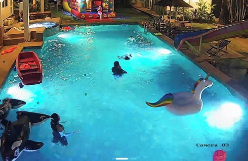 Nong Prue Villa | Pool Villa for Families and Party