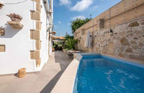 Koukounara Villa | Pool Villa Michail, in Kissamos!