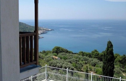 Xanthi Region Villa | Pool Villa Perivoliou walking distance to 4 beaches, near Mamma Mia Church