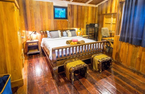 Ko Lanta Old Town Villa | Pool villa on the Andaman ocean