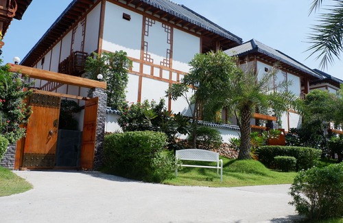 Central Pattaya Villa | Pool Villas Korea Style
