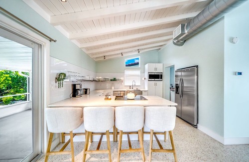 Riverside Park House | Pool! Waterfront & Tiki Hut! Close To Beach!