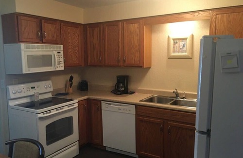 Osage Beach Apartment | Pool | Wi-Fi | Hot Tub | Lake Views/Front | Lake of the Ozarks