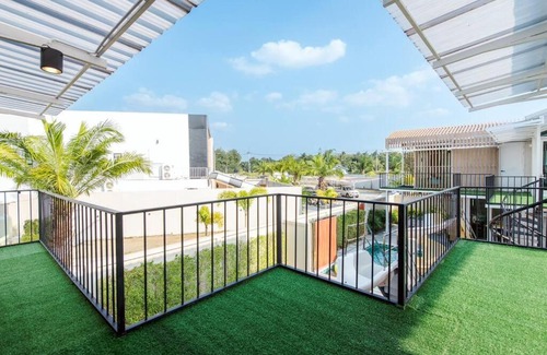 Huai Yai House | Poollay StayX4 Poolvilla@Pattaya พัทยา