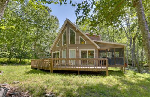 Bushkill House | Pools, Hot Tub and More Bushkill Mountain Getaway!