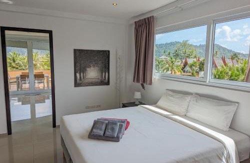 Klong Son Apartment | Poolside Apartments and Rooms - by KohChangVillas