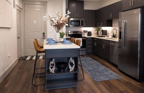 Addison Apartment | Poolside Bliss, Trails and Culinary Delights!