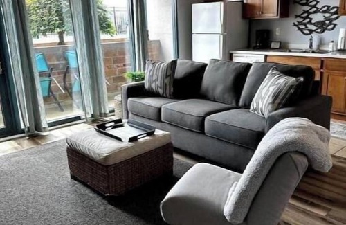 Sandusky Apartment | Poolside Condo Downtown Sandusky