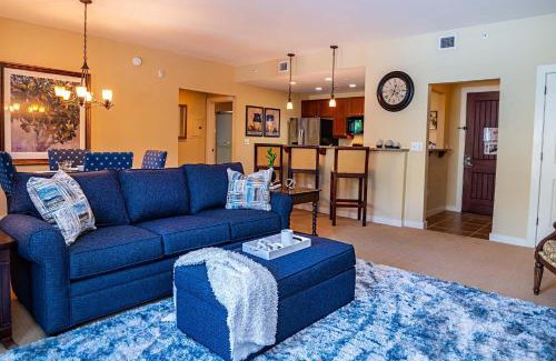 St. Augustine House | Poolside Condo w patio near hot tub 5112P1
