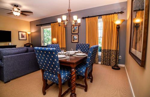 St. Augustine House | Poolside Condo w patio near hot tub 5112P1