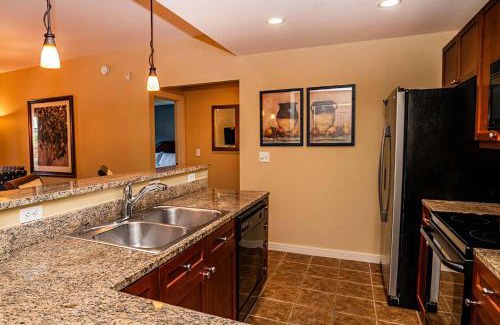 St. Augustine House | Poolside Condo w patio near hot tub 5112P1