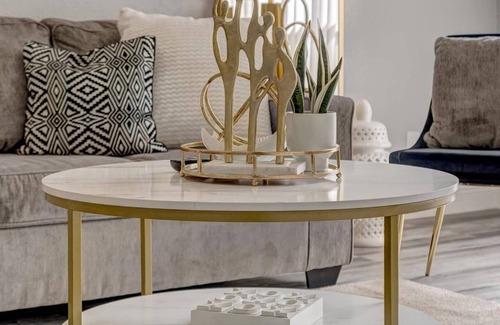 Temple Terrace House | Poolside Getaway - Heated Pool Home near it all