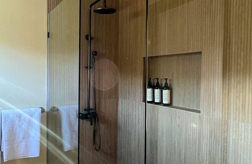 Uptown Design District Hotel | Poolside King Suite Escape