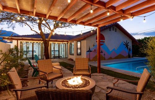 Desert Park Estates House | Poolside Palm Springs Paradise