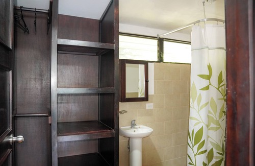 Playa Gigante Hotel | Poolside Queen Bed Room