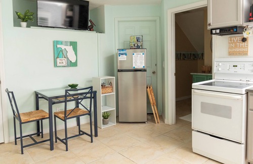 Dune Crest House | Poolside Retreat 100 steps to the OCEAN Pet Friendly NO SMOKING