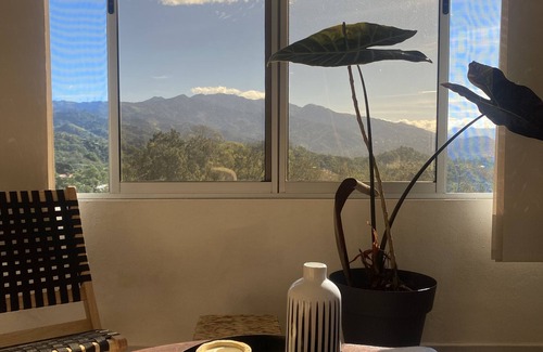 Santiago de Puriscal Villa | Poolside Villa in the Mountains of Costa Rica