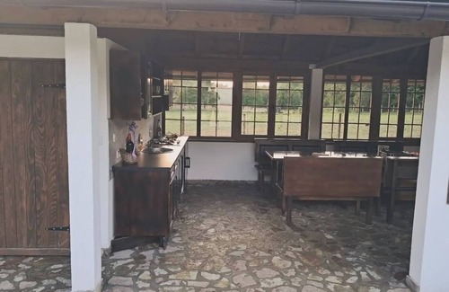 Bihac House | pooltopia holidayhome 3-bedroom estate with a private pool in Bihać