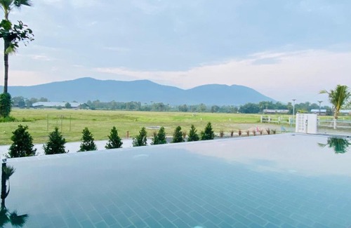 San Kamphaeng Villa | PoolVilla On-Tai Mountain View