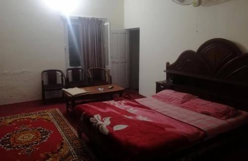 Muzaffarabad House | Poonch Guest house