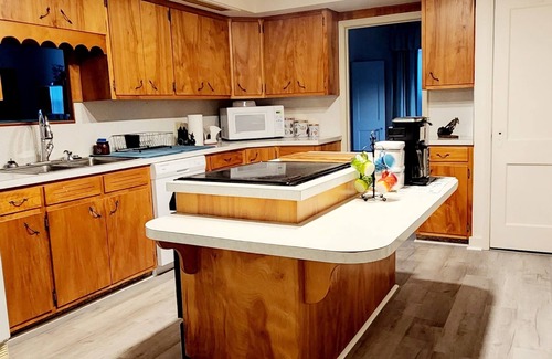 West Liberty Apartment | Pop's Donkey Den Loft
