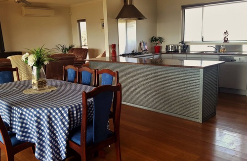 Hunter Valley Other | Poppa's Place @ Dalwood, Hunter Valley Vineyards Farmstay