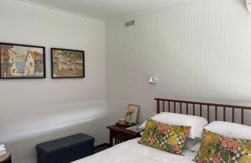 Clunes House | Poppies Clunes