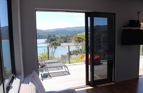 Coromandel Apartment | Poppy Apartments ~ Stunning Views!