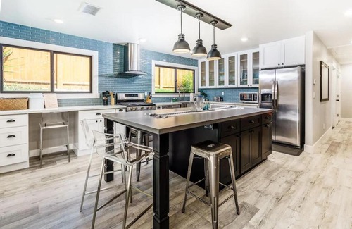Spinnaker Hill House | Poppy Cottage Open Floor Plan Modern Luxury