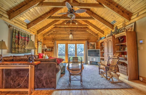 Luray House | Poppy's Hideaway on the Shenandoah River!