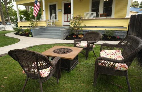 Lodi Bed & Breakfast | Poppy Sister Inn
