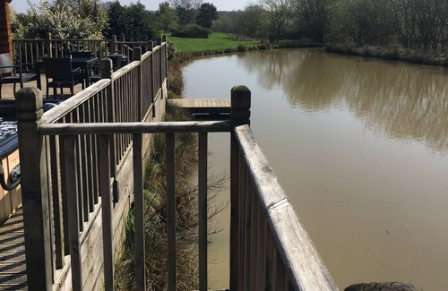 Castle Bytham Cottage | POPPY - sleeps 2 guests in 1 bedroom
