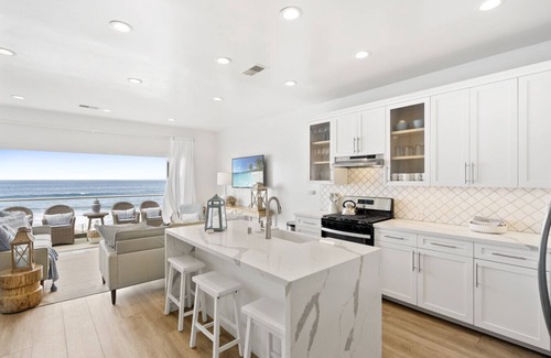 South Oceanside House | Popular New Beach House on Sand, Private Fire Ring