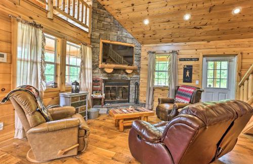 Blakely House | Porch, Fire Pit and Valley Views Blakely Cabin!