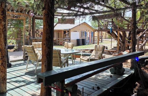Cedaredge Cabin | “Porch Swings, Starry Skies, and Lodge Life You’ll Love” Unit 4 Cedaredge Lodge