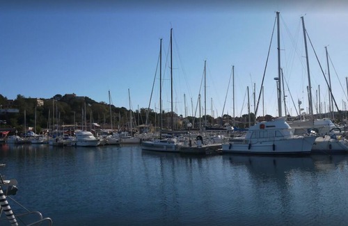 Porquerolles Boat Rental | Porquerolles - Nuit Insolite à Bord du "squale"