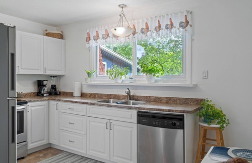 Port Carling House | Port Carling Muskoka 2 bdrm.