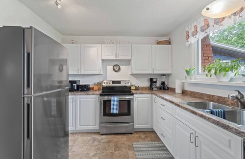 Port Carling House | Port Carling Muskoka 2 bdrm.