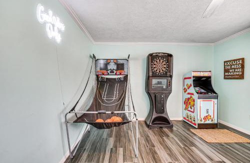 Edgewater House | Port Charlotte Home with Private Dock and Pool!