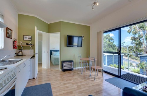 Port Huon Apartment | Port Huon Cottages