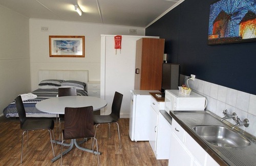 North Shields Apartment | Port Lincoln Caravan Park