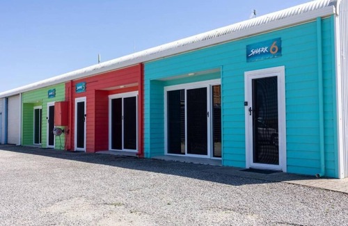 Port Lincoln Apartment | Port Lincoln Shark Apartments