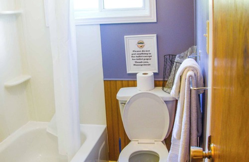 Port Loring Hotel | Port Loring Northland Motel