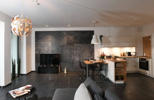 Mitte-Sud Apartment | Port Marina 419 - Harbor loft in a perfect location with 30 m² sun deck.
