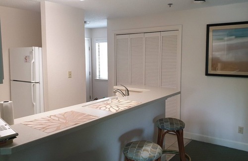 Shipyard Plantation Villa | Port O'Call, Hilton Head, SC - 2BR, 2Bath, Sleeps 6; 7/16 - 7/23; steps to beach