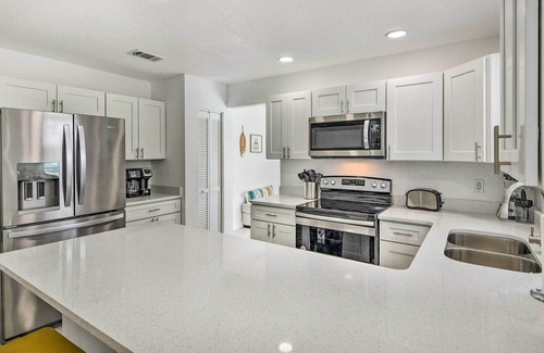 Sleepy Hollow House | Port Orange Oasis: Close to Beaches & Dining!