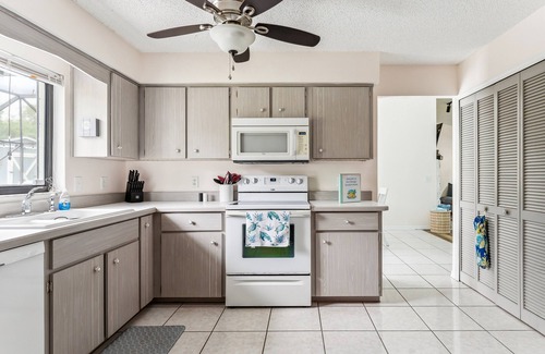 Hawks Ridge Estates House | Port Orange Vacation Home by RedAwning
