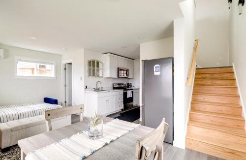 Retsil Apartment | Port Orchard Guest House - Walk to Bay Street!