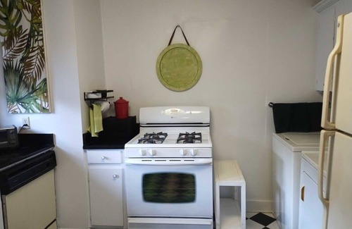 Freetown - Port Rico Apartment | Port-rico Neighborhood